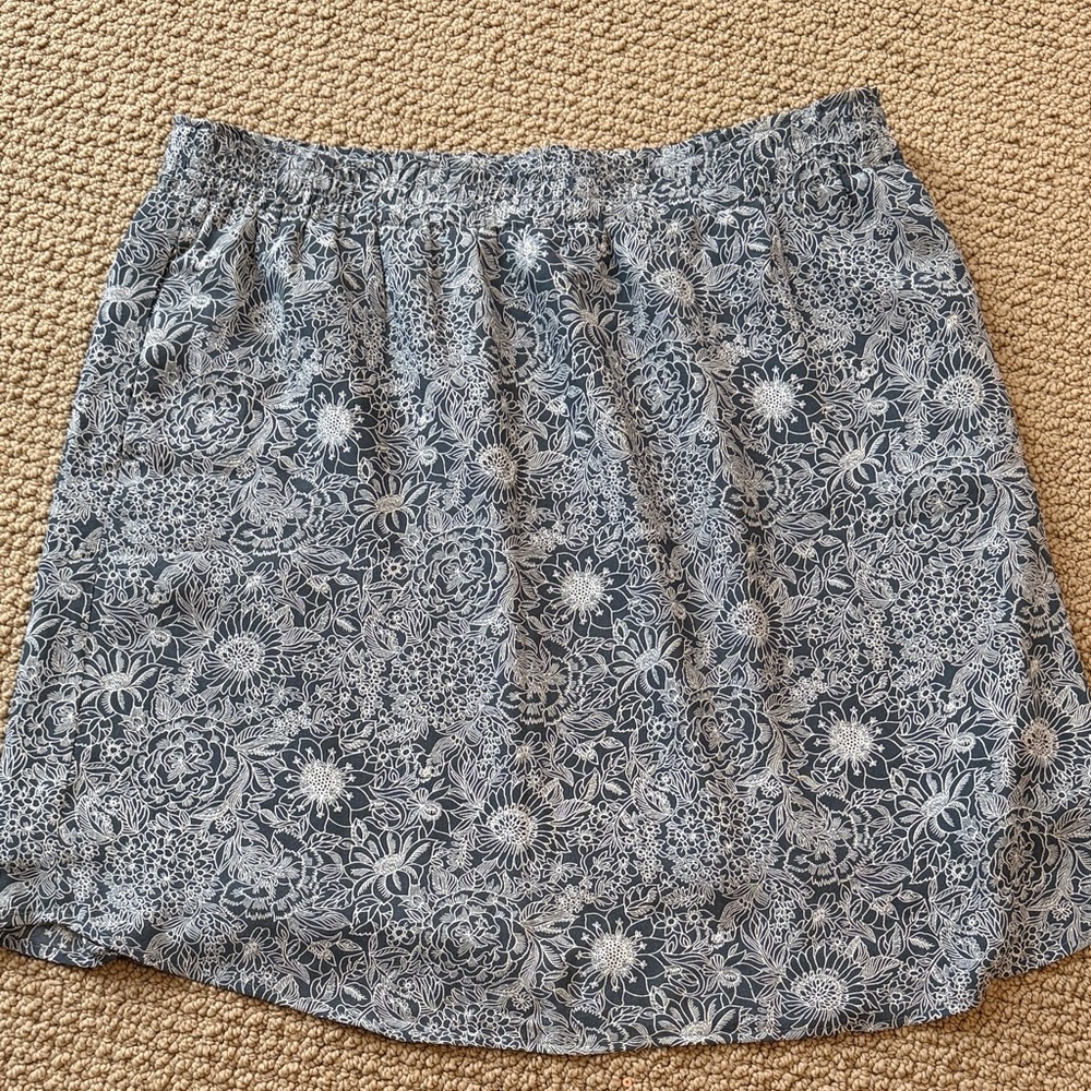 NWOT LOFT floral skirt